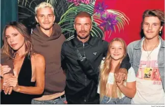  ?? INSTAGRAM ?? Bonita estampa de la familia Beckham con la ausencia de Brooklyn, el hijo mayor.