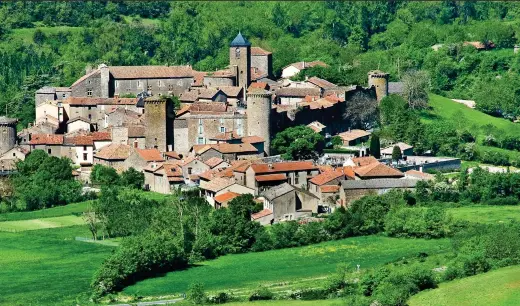  ??  ?? STRONGHOLD: The Templar commandery in the medieval fortified village of Sainte-Eulalie-de-Cernon, built by monastic knights