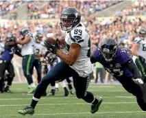  ?? PHOTO: GETTY IMAGES ?? Seattle Seahawks wide receiver Doug Baldwin (89) is a big believer in data to help him train.