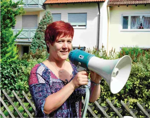  ?? Foto: Rudolf Stumberger ?? Voll im Wahlkampfm­odus: Gewerkscha­fterin Susanne Ferschl kandidiert für die LINKE in Bayern.