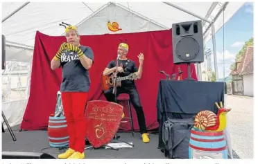  ?? ?? Jack et Willy prennent plaisir à jouer ce spectacle, un plaisir qu’ils partagent et qu’ils communique­nt au public