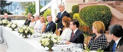  ?? ESPECIAL ?? El mandatario mexicano acudió a la asunción de Sebastián Piñera como presidente de Chile.