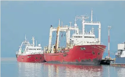  ?? ?? En infracción. El barco Tai An debe quedar anclado durante al menos dos meses en el puerto de Ushuaia.