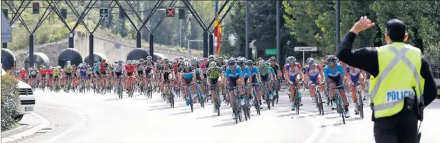  ??  ?? EN ANDORRA. La Vuelta volverá a tener etapas fuera de las fronteras españolas: Andorra y Francia serán los países que visite.