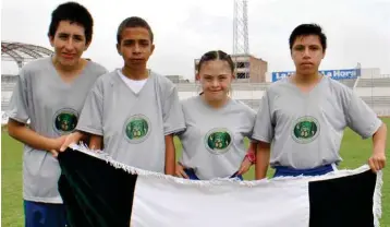  ??  ?? Jean Mula, Cristian Merino, Sarita García y Juan Velásquez.