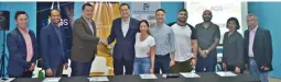  ??  ?? (From left) Kenneth de la Cerna, Channel Sales Head; Percy Flores, Sales and Marketing Head; Patrick Dave de Leon, Chief Operating Officer; Bunny Pages, Chairman and CEO of Pages Holdings Inc.; Cheryl Pages-Alba, General Manager of House of Lechon;...