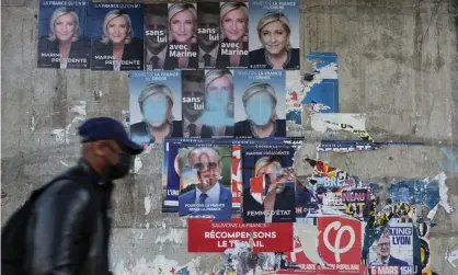  ?? ?? Polls also predict the lowest turnout for a French presidenti­al runoff since 1969. Photograph: Laurent Cipriani/AP