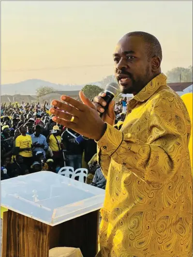  ?? Former CCC leader Nelson Chamisa ??