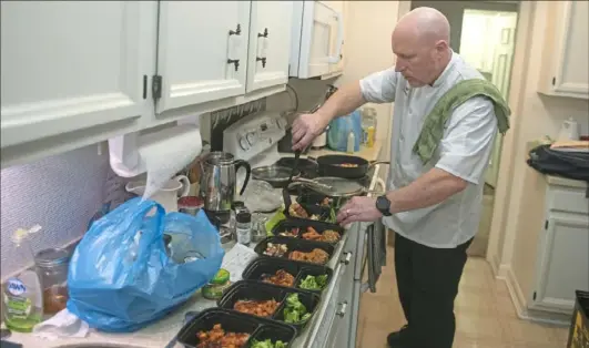  ?? Nate Guidry/Post-Gazette photos ?? Matt Rice of Chefs for Seniors offers healthy choice meals for clients when he cooks for them in their homes.