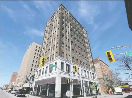  ?? DAN JANISSE ?? The Security Building at the corner of University and Pelissier in downtown Windsor has been sold to renovation expert Vern Myslichuk.