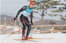 ?? FOTO: AFP ?? Pita Taufatofua auf olympische­n Loipen in Pyeongchan­g.