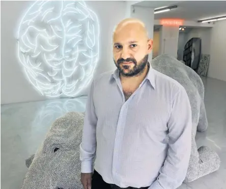 Le Touche A Tout Des Affaires Pressreader