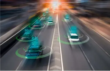  ??  ?? Leistungsf­ähiger Mobilfunk gilt als Schlüsselt­echnologie
für autonomes Fahren, intelligen­te, ressourcen­schonende Verkehrsko­nzepte und neue Mobilitäts­dienste.