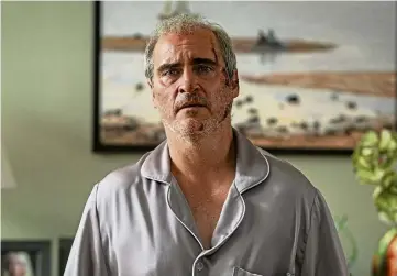  ?? ?? Joaquin Phoenix as Beau Wassermann, who is middle-aged and riddled with anxiety.