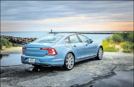  ??  ?? The Volvo S90 delivers a blend of ride comfort and handling that feels nothing like a German, American or Asian luxury ride.