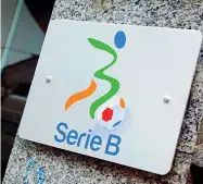  ?? Caos campionati ?? Non si conosce ancora l’organico e nemmeno il calendario della prossima stagione di serie B.La Lega ha chiesto il blocco dei ripescaggi e la realizzazi­one di un girone unico a 19 squadre