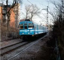  ?? FOTO: PEKKA PÄÄKKÖ ?? STÄNGS AV.
Tågen ersätts av bussar fram till april 2024.
NACKA