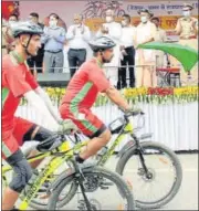  ?? SOURCED ?? CM Yogi Adityanath flagging off a cycle rally organised by the Sashastra Seema Bal (SSB) in Lucknow on Tuesday.