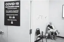  ?? Gabriela Bhaskar / Bloomberg ?? Vaccines have become increasing­ly difficult to book, which is driving traffic out of drugstore aisles and possible sales even as prescripti­ons also have dwindled.