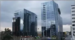  ?? NHAT V. MEYER — STAFF ARCHIVES ?? 188W. St. James St. residentia­l towers near San Pedro Square are seen in downtown San Jose in 2020.