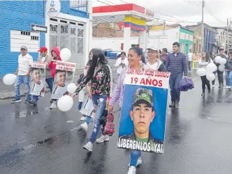  ?? CORTESÍA LORENA OBANDO ?? El jueves pasado, familiares y amigos del soldado Juan Pablo Rojas pidieron su pronta liberación.