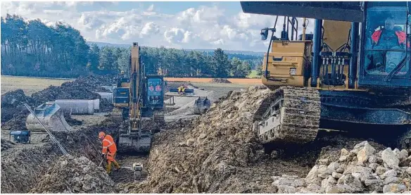  ?? Foto: Luftsportr­ing Aalen ?? Große Bauarbeite­n zum Schutz des Trinkwasse­rs sind auf dem Flugplatz Aalen-elchingen erfolgt.