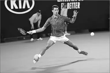  ??  ?? Novak Djokovic heeft bij nader inzien toch wel weer veel zin in de US Open. (Foto:AD)