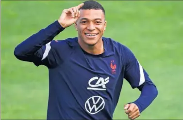  ??  ?? Mbappé, concentrad­o con Francia en esta Eurocopa.