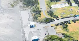  ?? Photo / Bevan Conley ?? New arrangemen­ts at Castleclif­f Beach are worth talking about, Whanganui District councillor James Barron says.