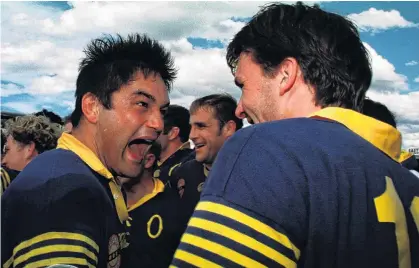  ??  ?? Celebratio­ns . . . Clockwise from above left: Taine Randell (left) and John Leslie celebrate winning the NPC in 1998; The team is all smiles; Randell lifts the Air New Zealand Cup, the trophy for the NPC in 1998.