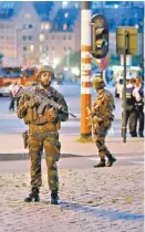  ?? FRANCOIS LENOIR/REUTERS ?? Militares en la Estación Central.