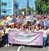  ?? RICARDO FLETE ?? Mujeres marcharon contra el alto costo de la vida.