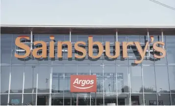  ?? PICTURE: SAINSBURY’S ?? 0 Sainsbury’s has been dabbling with the till-free supermarke­t concept