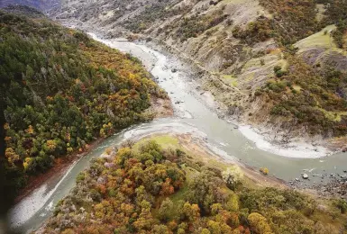  ?? Photos by Scott Strazzante / The Chronicle ?? The Eel River, which spans both Mendocino and Trinity counties, will become the site of a public preserve.