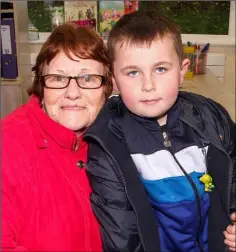  ??  ?? Jason O’Brien with his gran Nancy Hamilton.