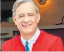  ?? LACEY TERRELL/SONY PICTURES ?? Tom Hanks stars as Mister Rogers in “A Beautiful Day in the Neighborho­od.”