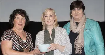  ??  ?? Lillian Mahon Gorey ICA (centre) who was fifth for her recitation of ‘Mr Flanagan’s Goat’, with Mary D’Arcy, Federation president, and adjudicato­r Marie Asple.