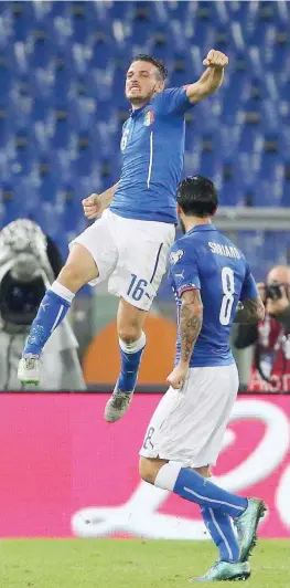 ?? ANSA ?? Alessandro Florenzi prende il volo dopo il suo gol del momentaneo pareggio