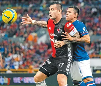  ??  ?? Milton Caraglio, en su último juego enfrentand­o a Cruz Azul