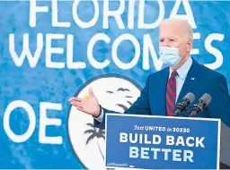  ?? FOTO: AFP ?? DEMÓCRATA.
Joe Biden habla en un evento en el gimnasio José Martí durante el acto de campaña en Miami, Florida.