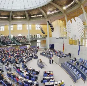 ?? Ansa ?? Si muove il Parlamento Il Bundestag ha creato una speciale commission­e di inchiesta per indagare sulla vicenda