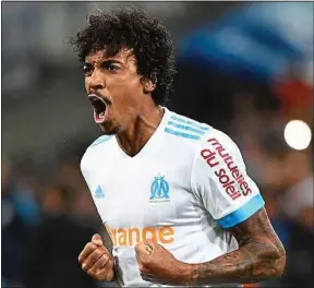  ??  ?? Depuis son arrivée à Marseille, Luiz Gustavo s’est rendu indispensa­ble.