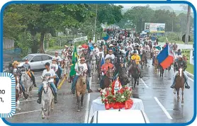  ??  ?? Em Nova Friburgo, Festival de Churros (no alto). Em Guapimirim, cavalgada e shows