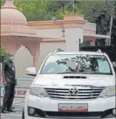  ??  ?? Rain clouds hover over the chief minister’s residence in Jaipur on Sunday; Keeping in view the political situation in Rajasthan, CM Ashok Gehlot called a meeting of the party and other supporting MLAS on Sunday night. HIMANSHU VYAS/HT PHOTOS