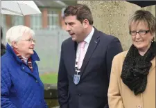  ??  ?? Below: Cllr. Liam Reilly, Chairman of the Ardee Municipal District chats with Madge Martin and Rosie Higgins at the Patrick Tierney and Sean O’Carroll annual commemorat­ion ceremony held in Ardee.