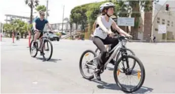  ?? ISRAEL SALAZAR ?? Activación. Las ciclovías de Monterrey y San Pedro ayer tuvieron afluencia.