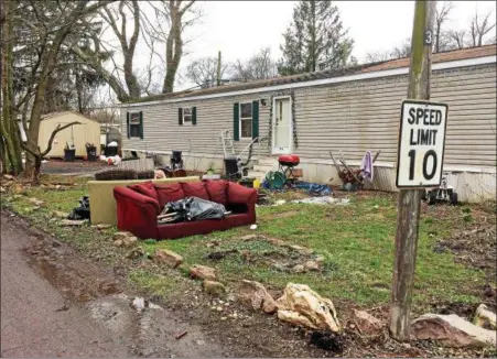  ?? EVAN BRANDT — DIGITAL FIRST MEDIA ?? The owner of the Ridgeview Terrace mobile home park told the Limerick Supervisor­s Tuesday that he cannot legally take people’s possession­s off their property, even if some feel it is trash and debris.