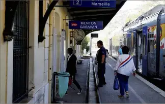  ?? (Photo d’illustrati­on Jean-François Ottonello) ?? L’incident est survenu alors que le train se trouvait en gare de Menton-Garavan.