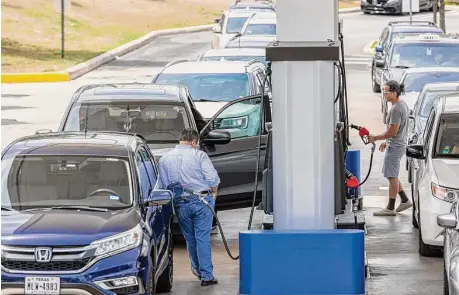  ?? Josie Norris/Staff photograph­er ?? The U.S. is the world’s largest producer of oil and gas, and its ability to increase supply has led to lower prices at the pump.