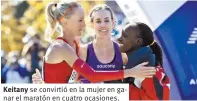  ??  ?? Keitany se convirtió en la mujer en ganar el maratón en cuatro ocasiones.